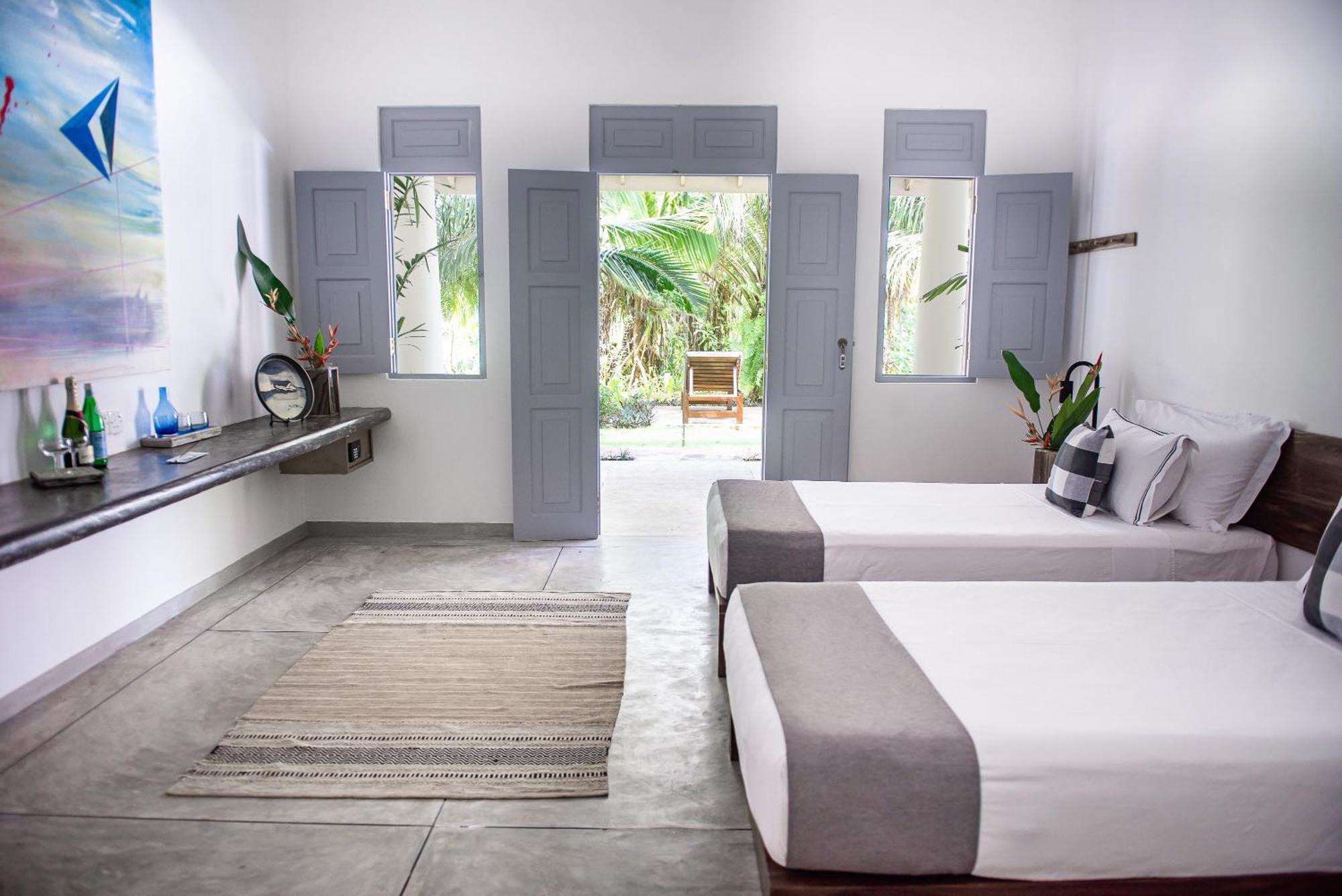 Bed and Breakfast Good Story At Nirbana Island Ahangama Esterno foto